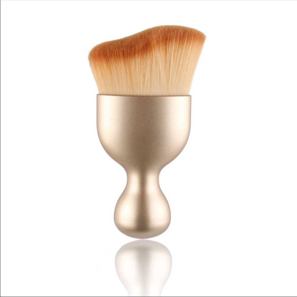 Paintbrush Shape Foundation Brush - Gold